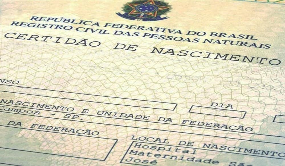 Avó entra na Justiça para mudar nome do neto registrado como 'Lúcifer' no interior do Ceará