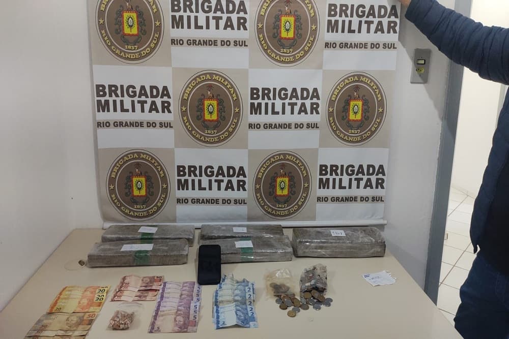 Homem é preso com drogas em Santo Augusto