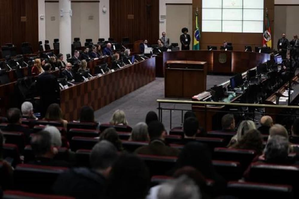 Caso Kiss: Justiça decide manter júri que condenou os quatro réus, mas reduz as penas