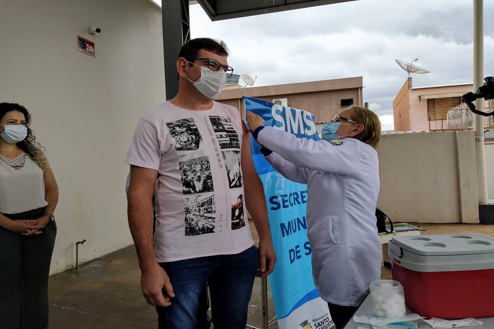 Santo Augusto já vacinou 120 profissionais da saúde contra a Covid-19