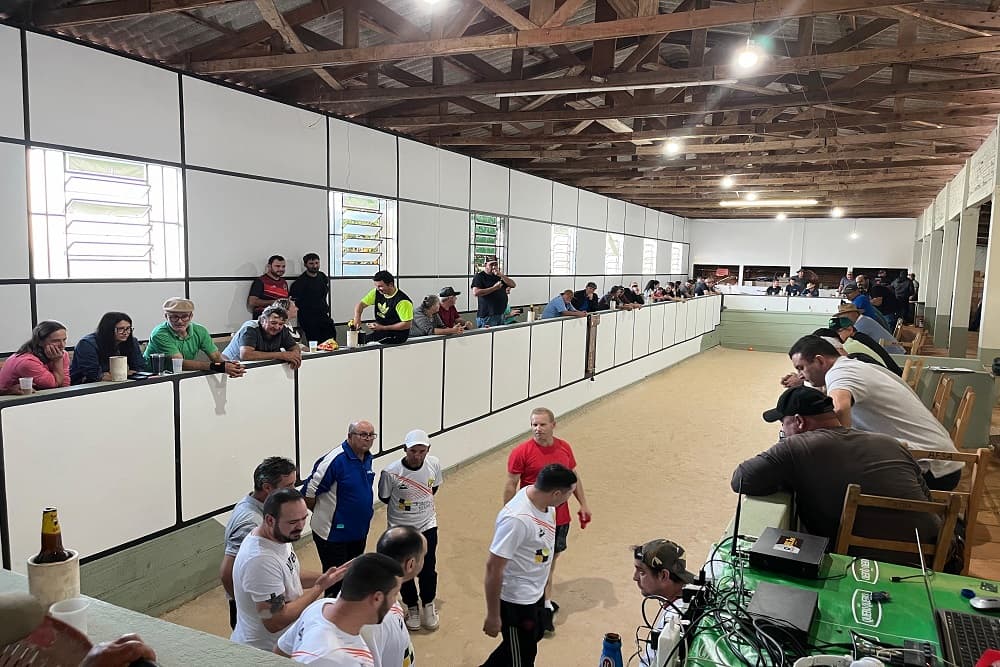 Terça-feira para conhecer os finalistas da Copa Querência/Sicoob de bocha