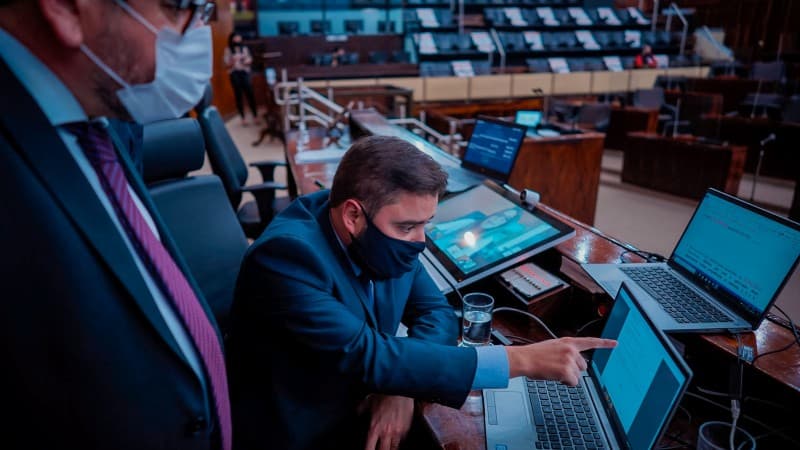 Assembleia aprova projeto de lei que consolida legislação de proteção aos animais no RS