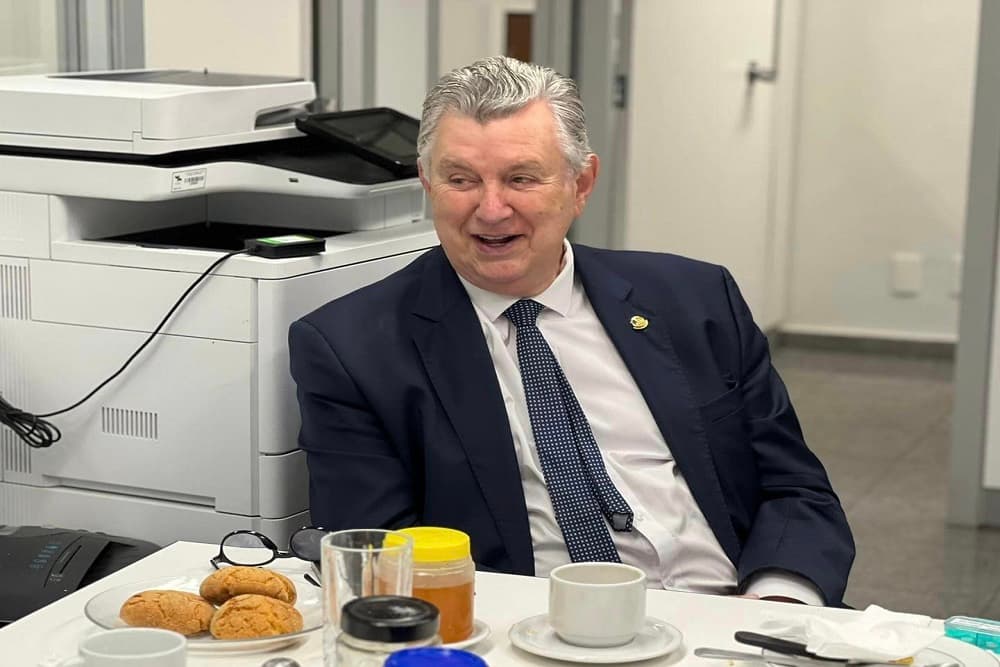 Luis Carlos Heinze volta ao Senado após licença médica de 120 dias