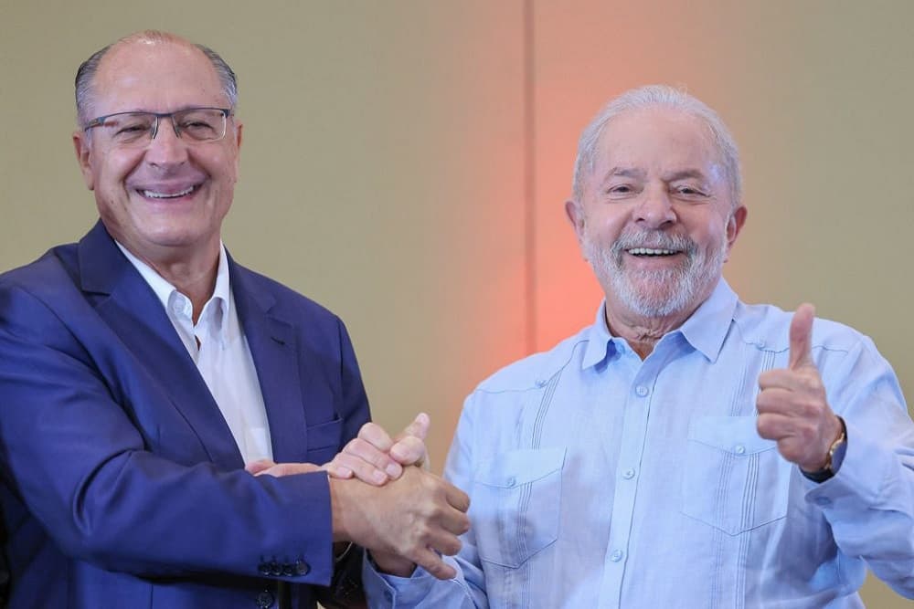 Presidente e vice eleitos serão diplomados hoje no TSE