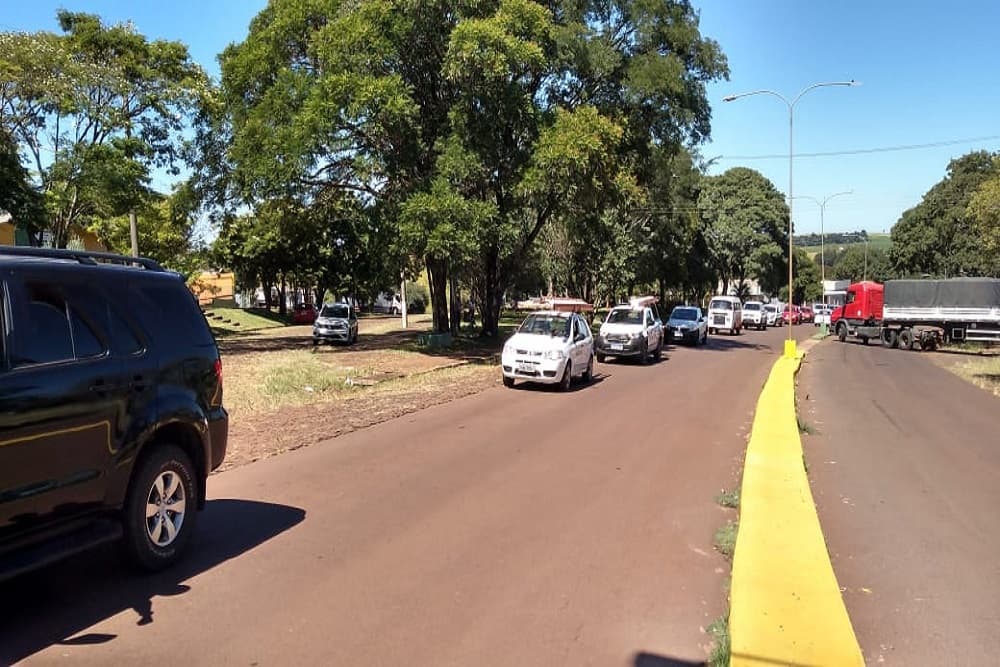 Empresários realizam carreata em Santo Augusto reivindicando reabertura do Comércio