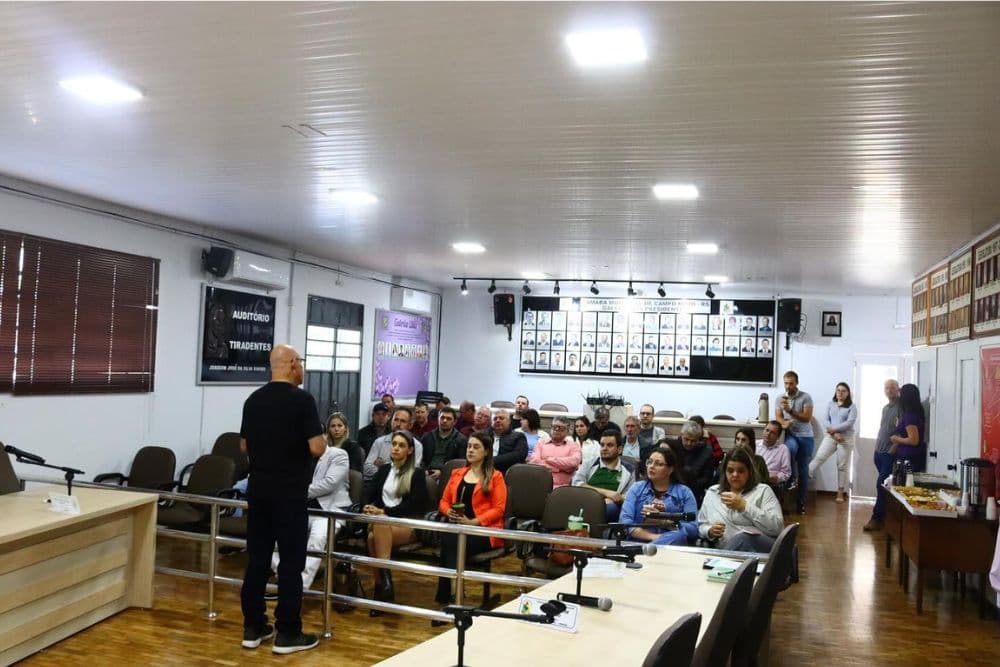 Dez municípios da Região Celeiro firmam convênio regional para controle populacional de animais