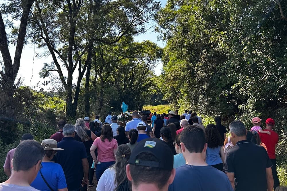 Igreja Católica realiza romaria em honra a Nossa Senhora da Saúde