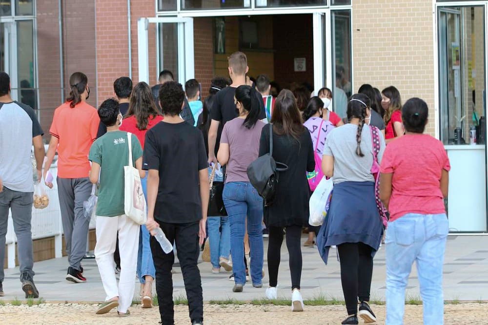 Inep publica edital para versão impressa do Enem 2022