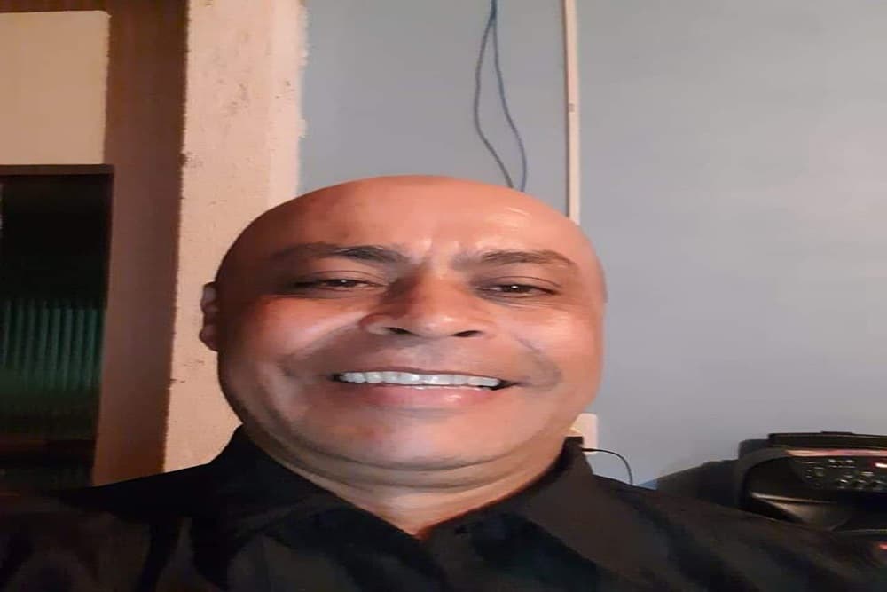 Identificado homem que caiu com veículo da balsa em Itapiranga