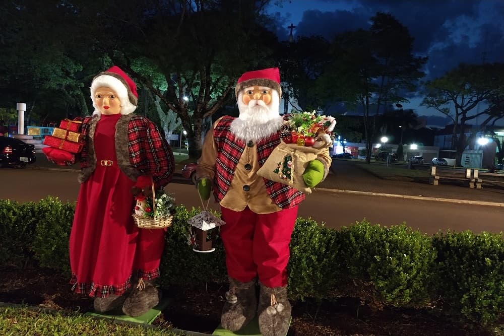 ACISA divulga horário do comércio na semana de Natal