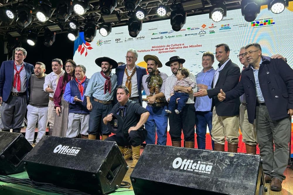 O Meu Deus Mora no Campo é a grande campeã do 38º Carijo da Canção Gaúcha