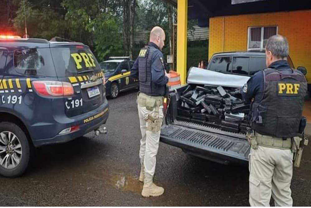 Polícia prende traficantes com mais de 300 quilos de maconha na BR-386, em Marques de Souza