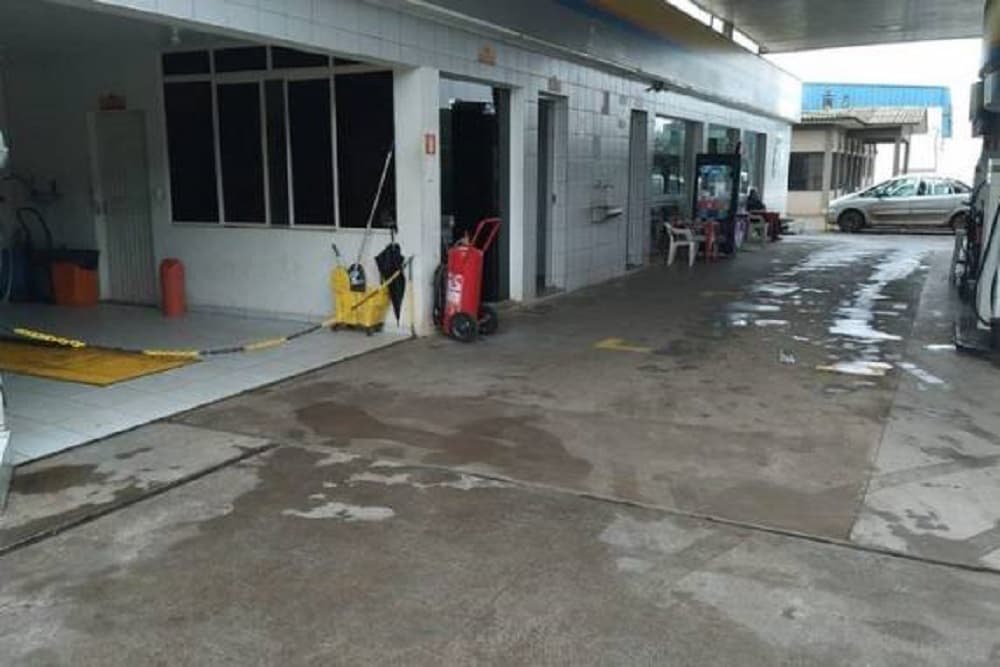 Criança é esquecida pela família em posto de combustíveis de Guaporé