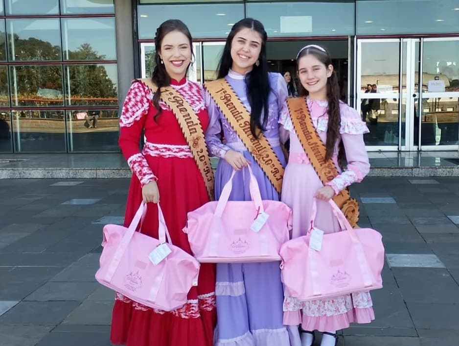 Prendas de Três Passos, São Martinho e Independência participam da 55ª Ciranda Cultural de Prendas