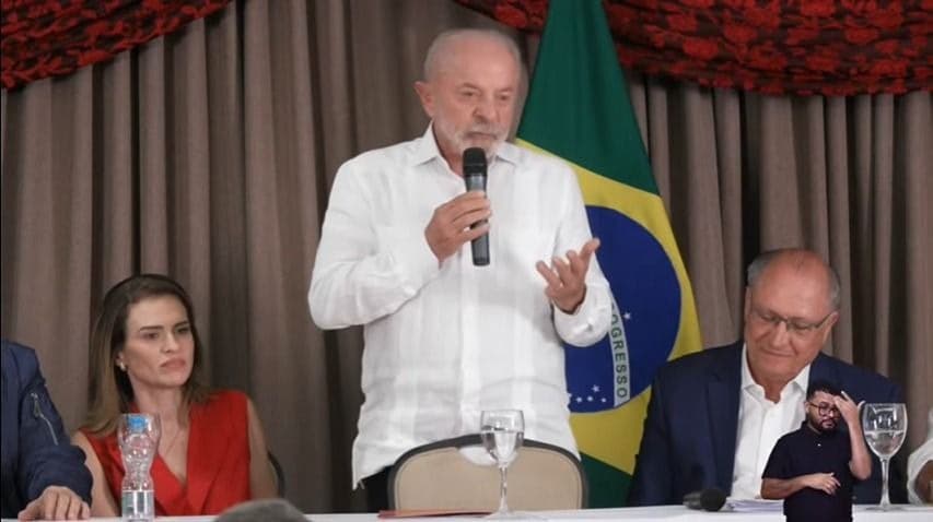 Lula endurece controle sobre campanha e exigirá avaliação prévia de programas de TV