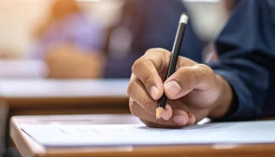 RS tem 18 concursos públicos com inscrições abertas; salários chegam a R$ 15 mil