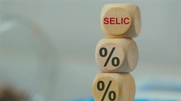 Copom corta Selic para 14,25% ao ano em meio a incertezas globais