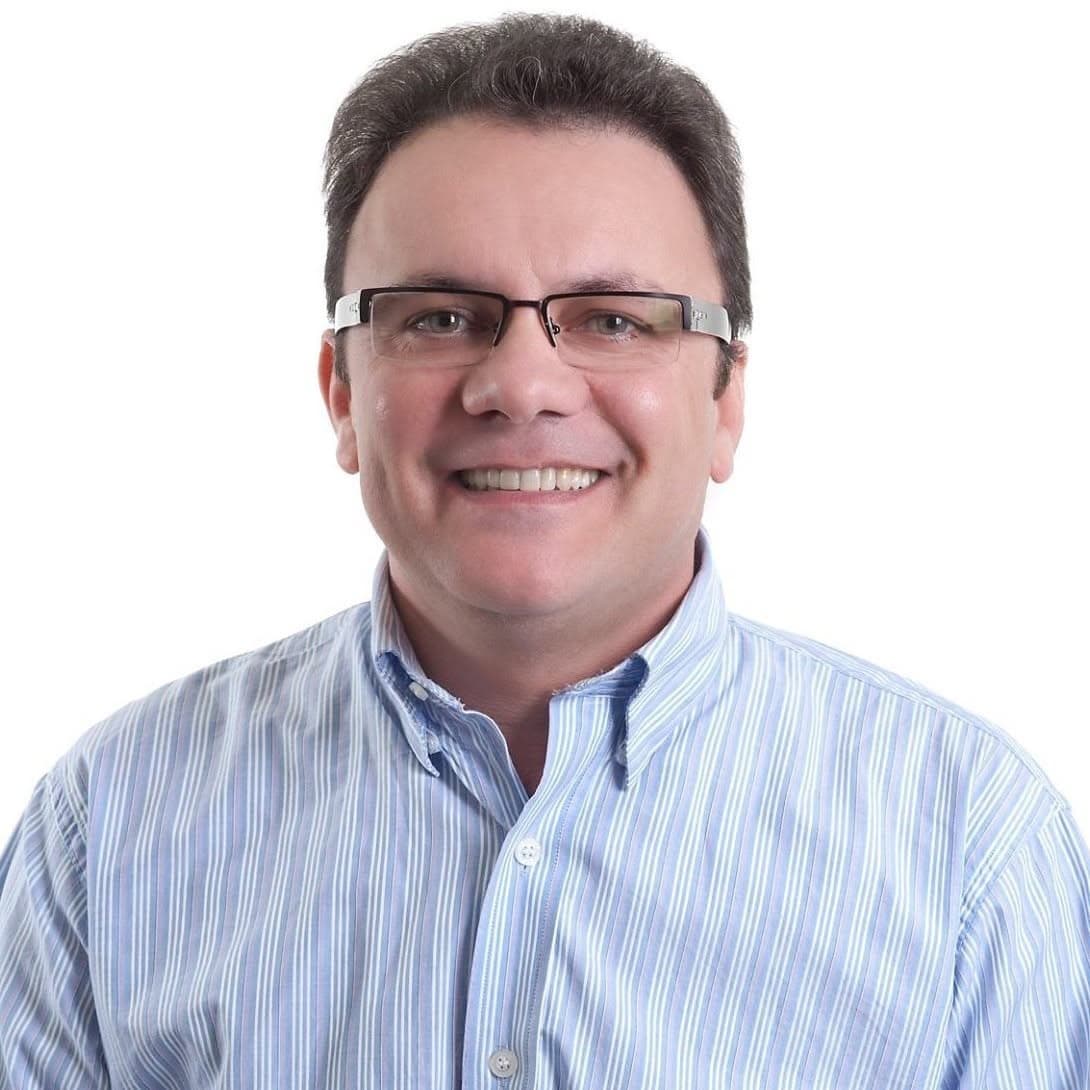 Morre o vereador, advogado e professor César Busnello, de Ijuí